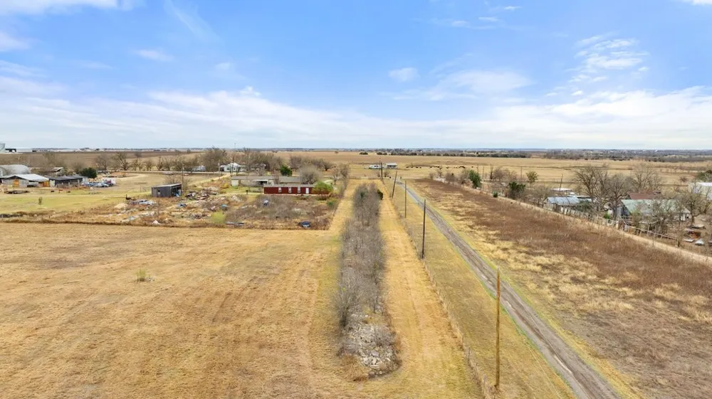 20646 Cameron Road Coupland, TX 78615