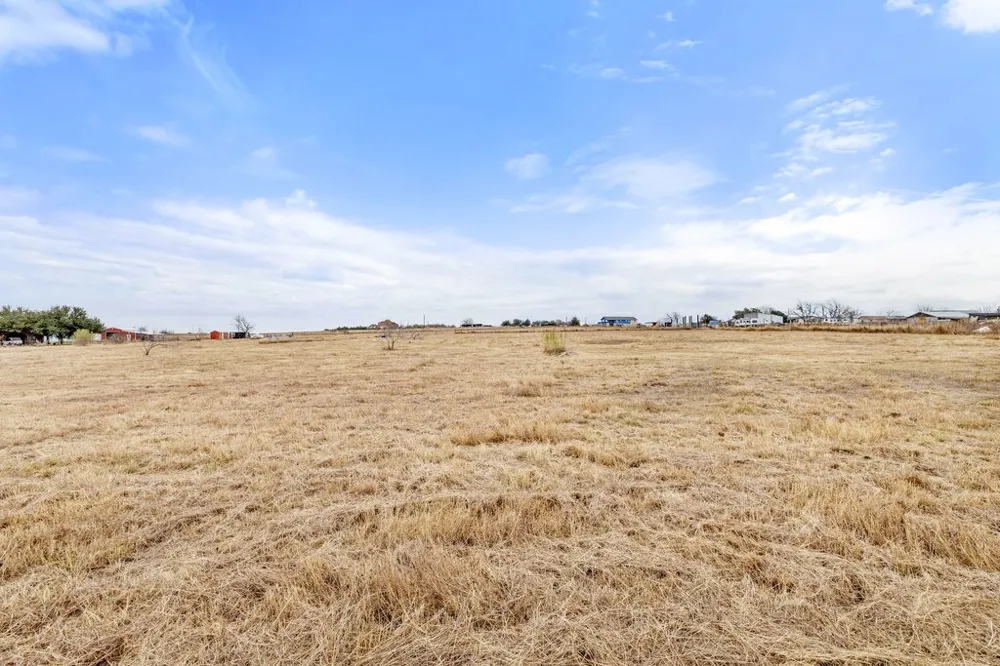 20646 Cameron Road Coupland, TX 78615