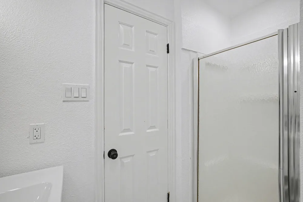 716 E Pecan Street #722 Hurst, TX 76053
