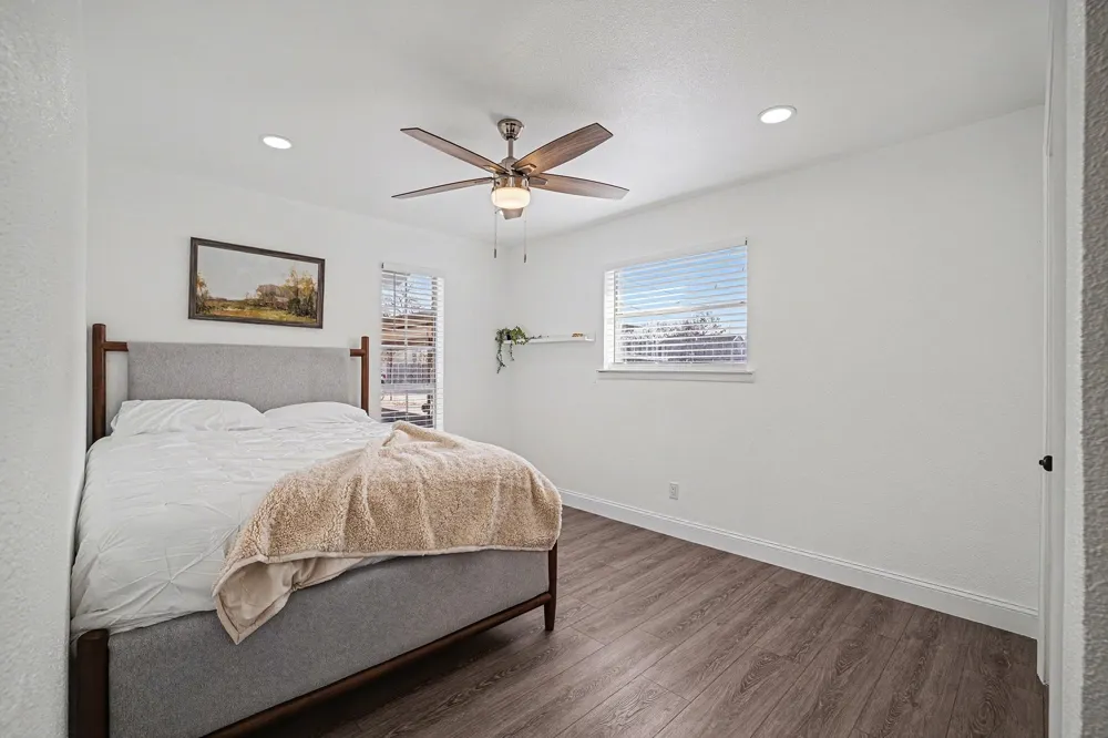 716 E Pecan Street #722 Hurst, TX 76053