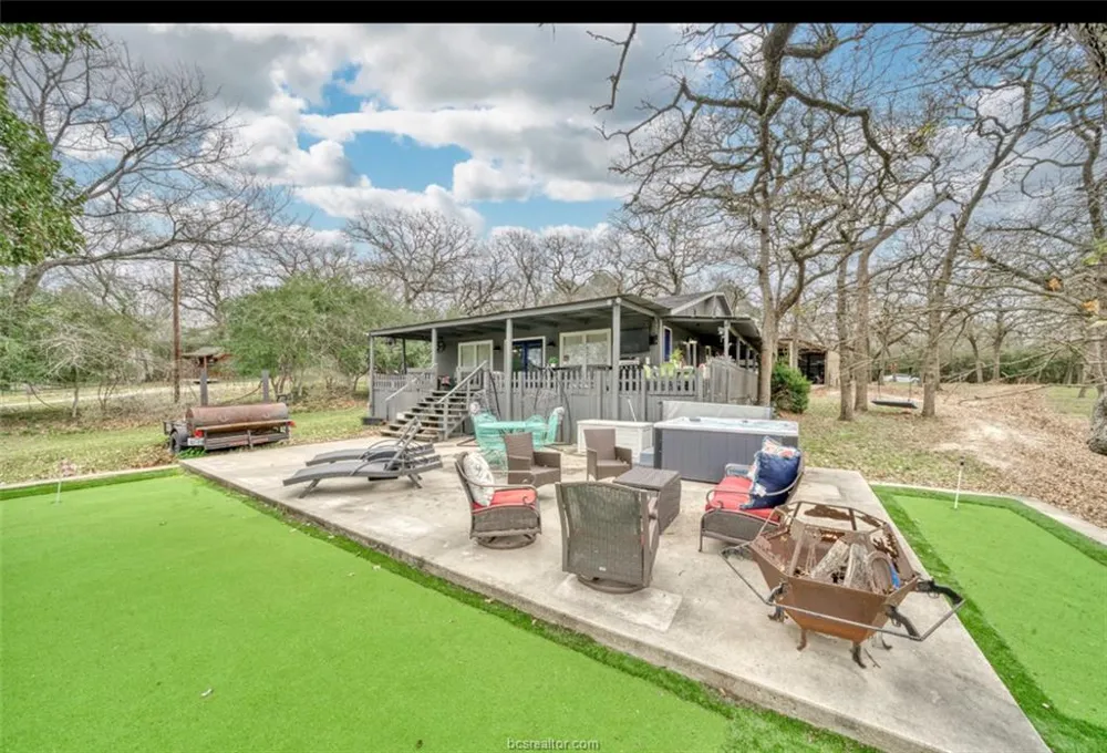10967 Clyde Acord Road Franklin, TX 77856