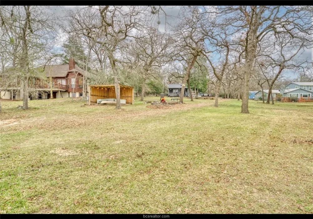 10967 Clyde Acord Road Franklin, TX 77856