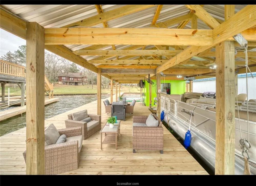 10967 Clyde Acord Road Franklin, TX 77856