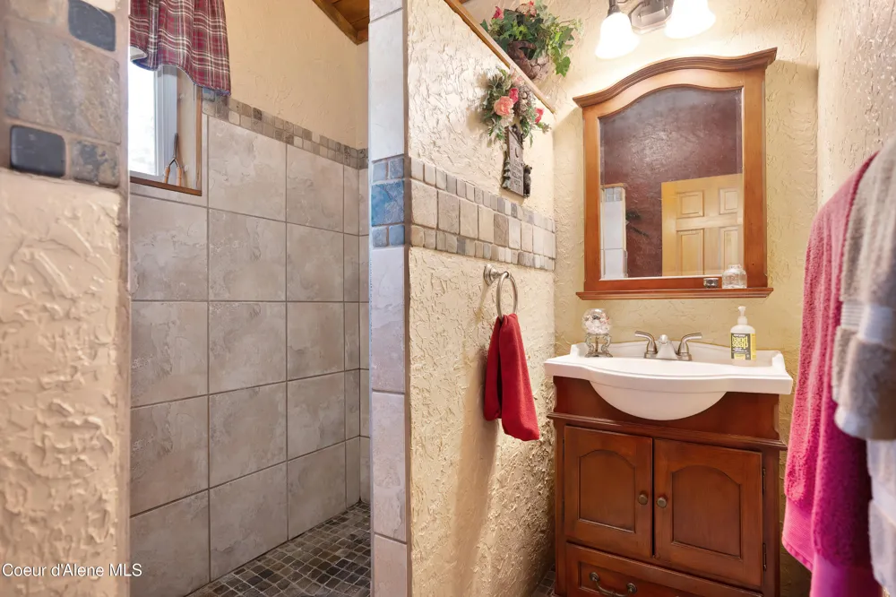 629 Flat Creek Road St. Maries, ID 83861