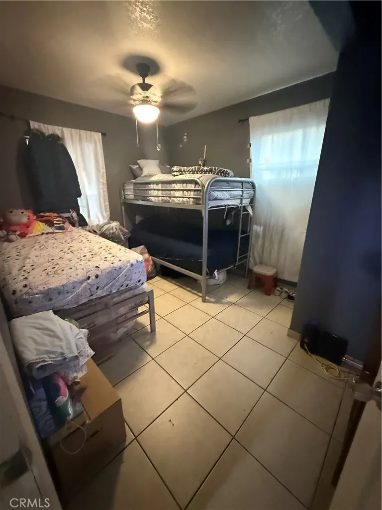 26079 9th Highland, CA 92346