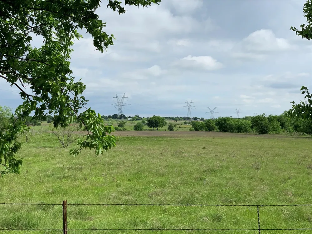 4748 COUNTY RD 1010 Joshua, TX 76044