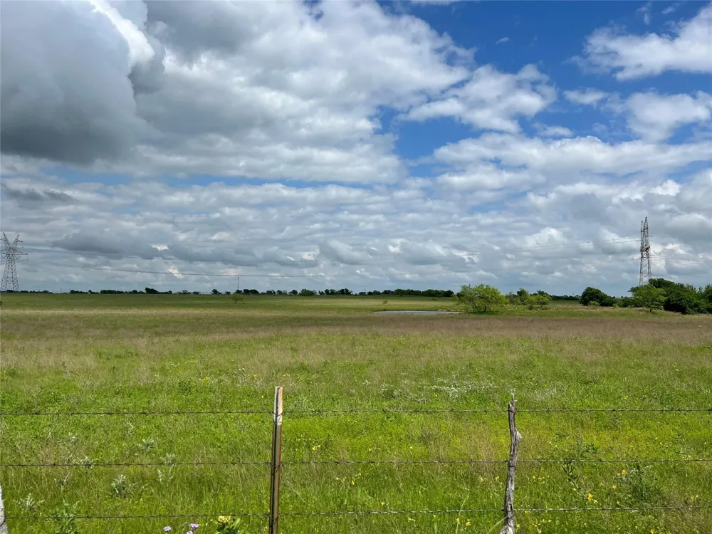 4748 COUNTY RD 1010 Joshua, TX 76044