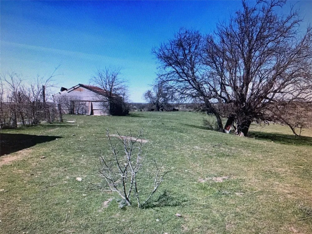 4748 COUNTY RD 1010 Joshua, TX 76044
