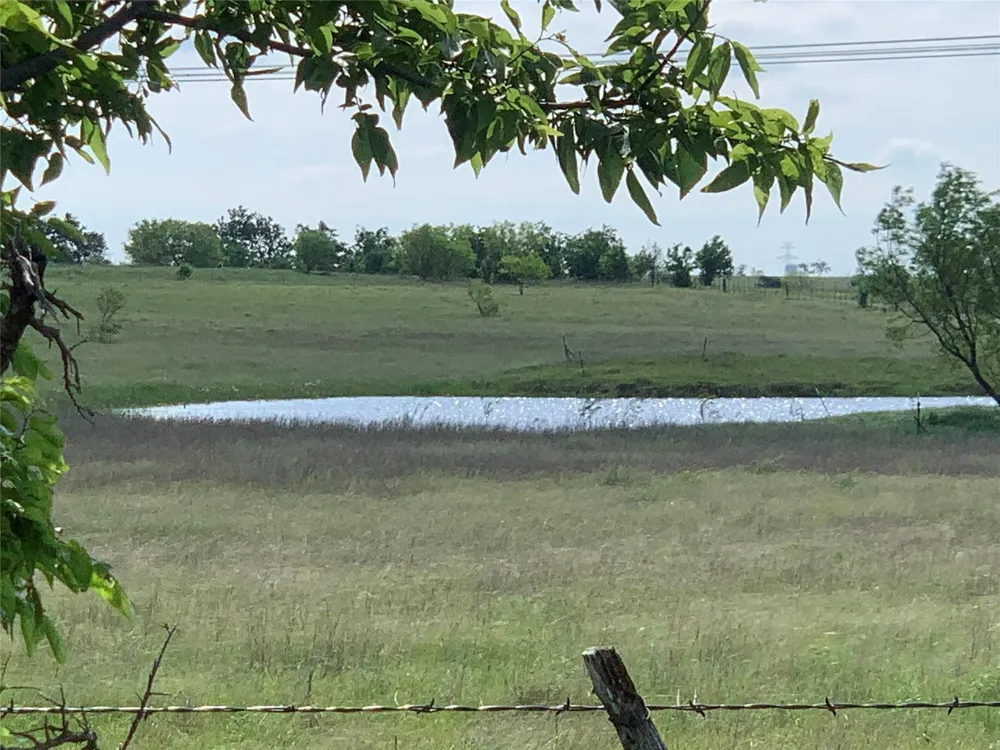 4748 COUNTY RD 1010 Joshua, TX 76044
