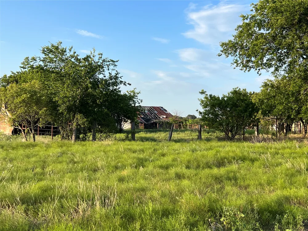 4748 COUNTY RD 1010 Joshua, TX 76044