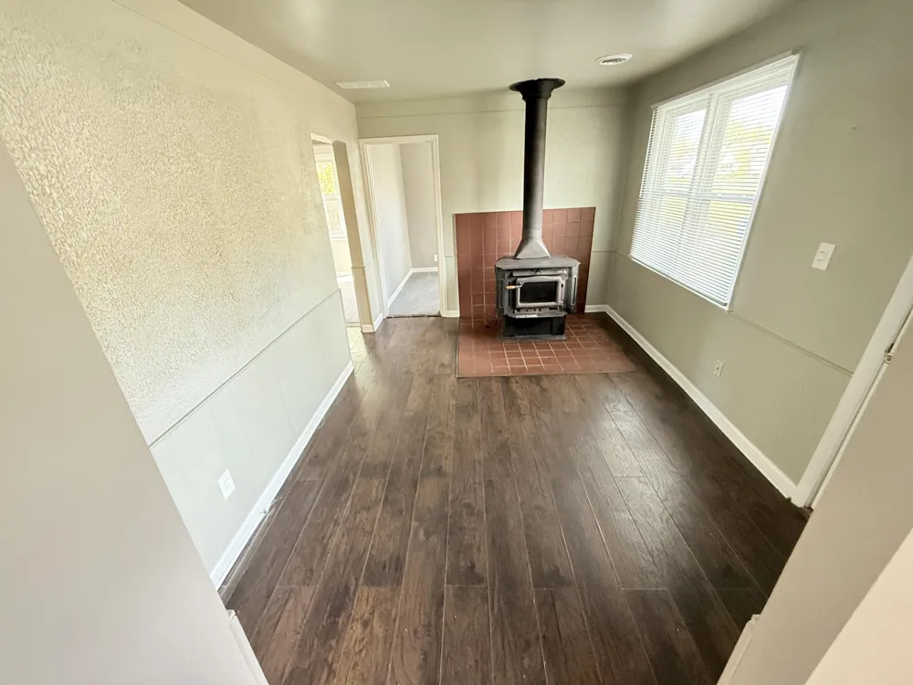 14936 Alberta Avenue Warren, MI 48089