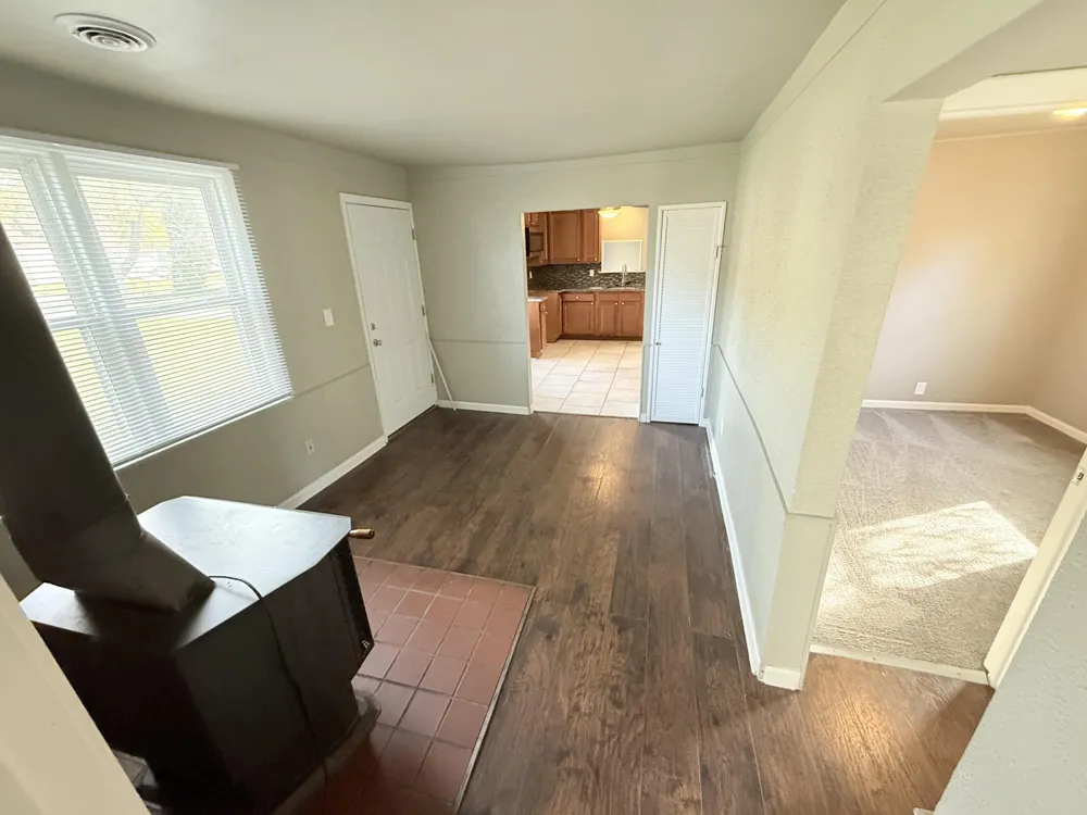 14936 Alberta Avenue Warren, MI 48089