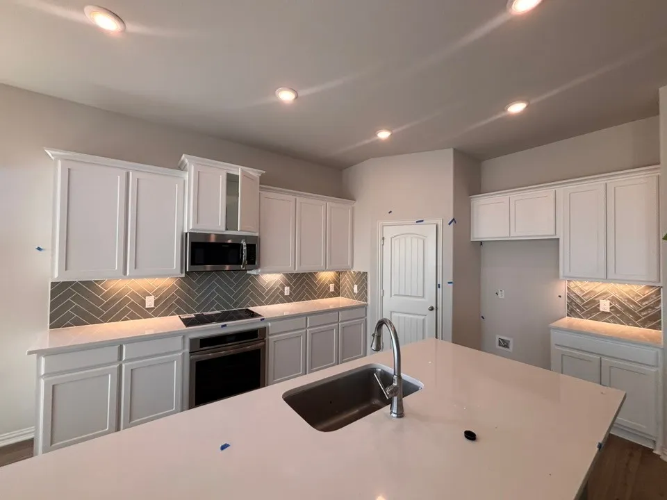 104 Snowy Owl Trail New Fairview, TX 76078