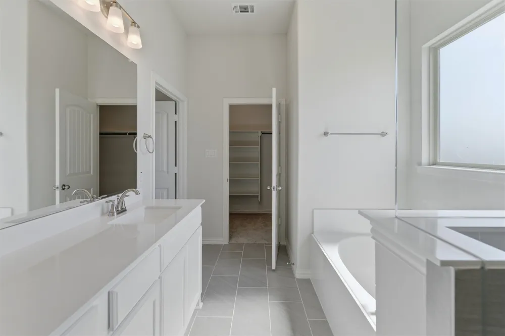 104 Snowy Owl Trail New Fairview, TX 76078