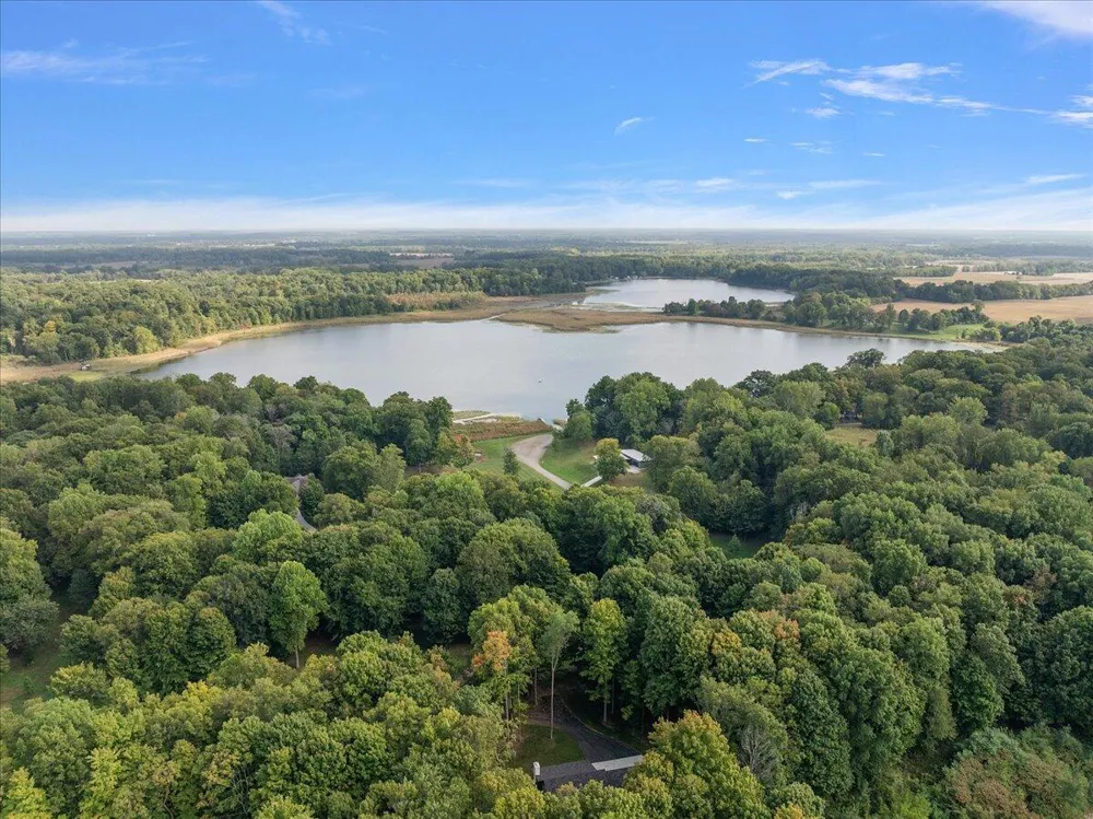 8806 Lakewood Trail Berrien Township, MI 49102