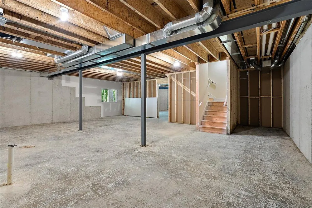 8806 Lakewood Trail Berrien Township, MI 49102
