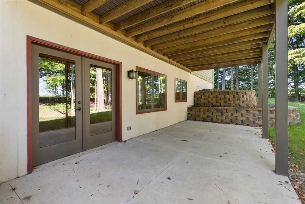 8806 Lakewood Trail Berrien Township, MI 49102