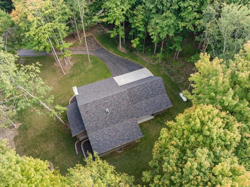 8806 Lakewood Trail Berrien Township, MI 49102