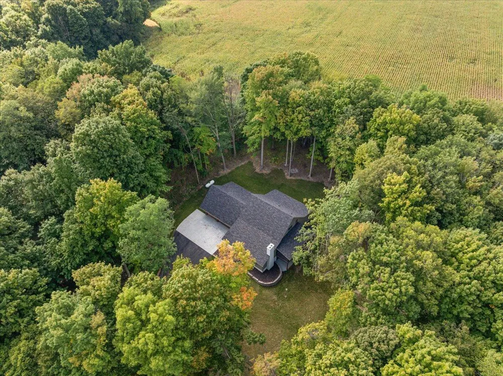 8806 Lakewood Trail Berrien Township, MI 49102
