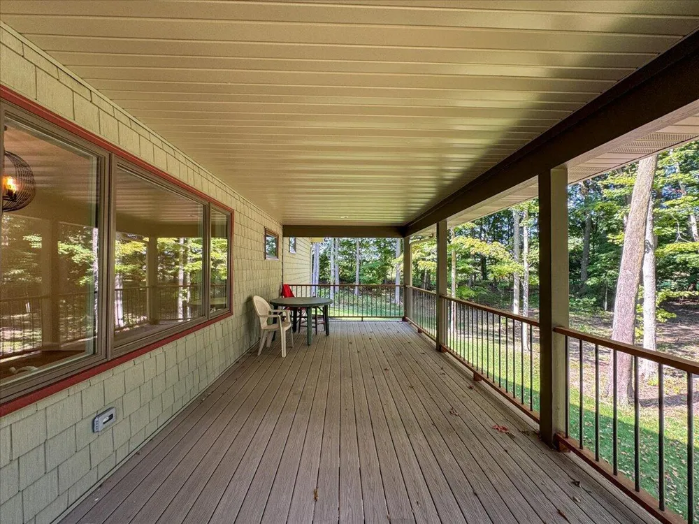 8806 Lakewood Trail Berrien Township, MI 49102