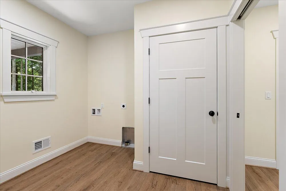 8806 Lakewood Trail Berrien Township, MI 49102