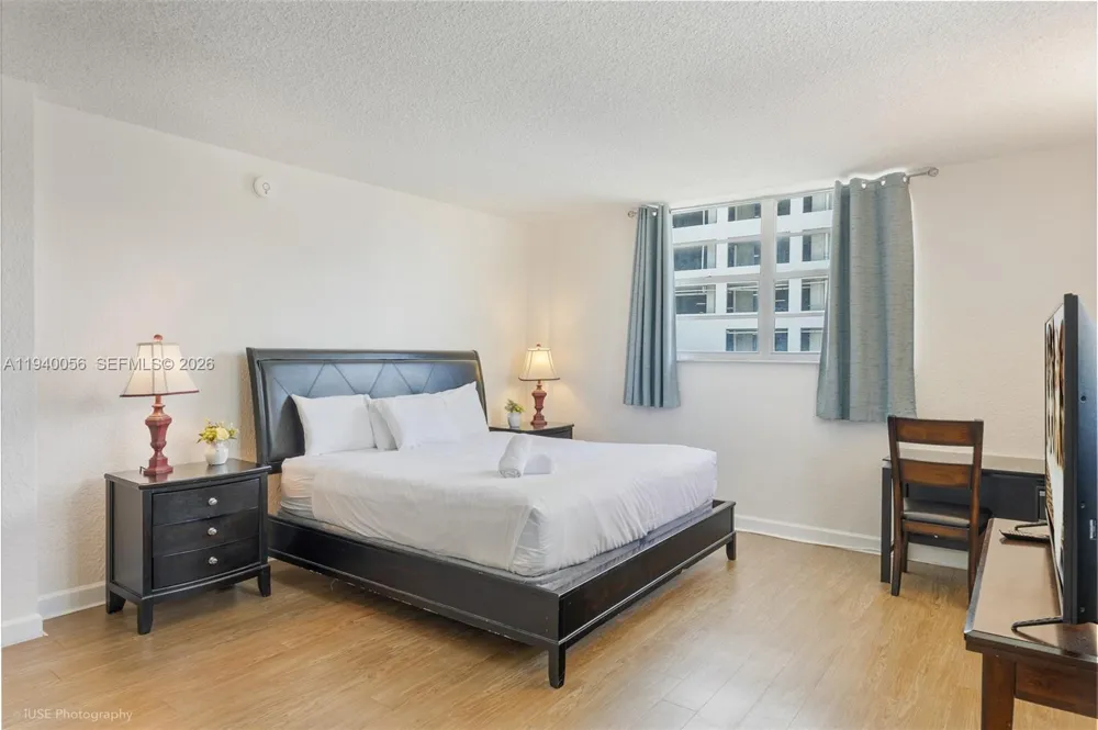 4001 S Ocean Dr #3B Hollywood, FL 33019