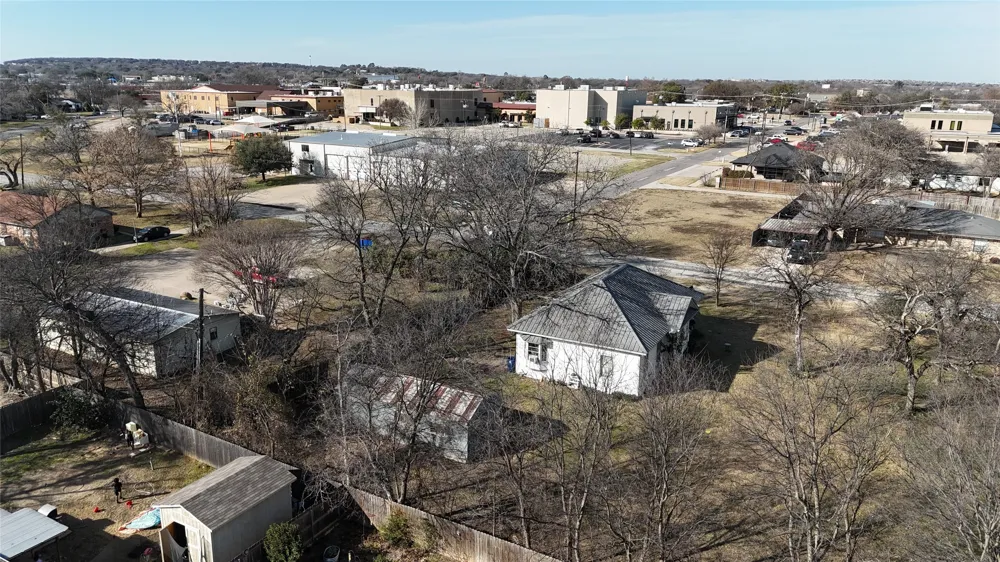 213 W Eldred Street #1 Burleson, TX 76028