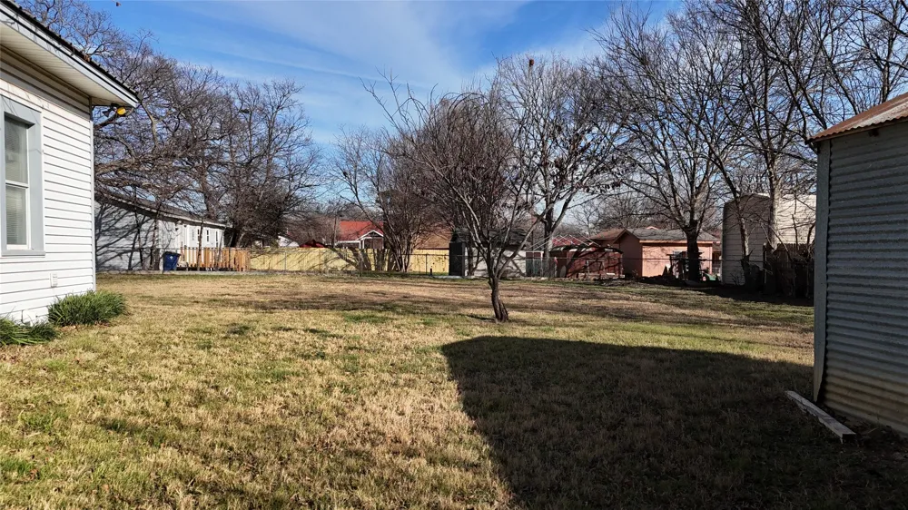 213 W Eldred Street #1 Burleson, TX 76028