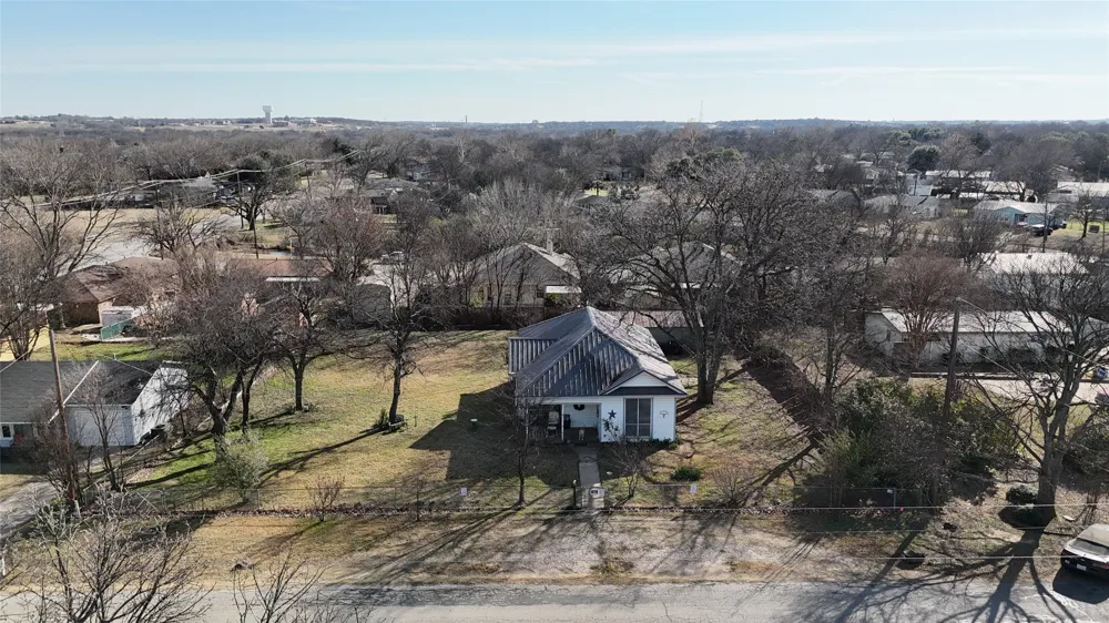 213 W Eldred Street #1 Burleson, TX 76028