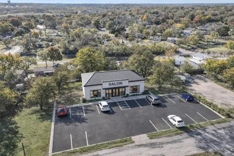 213 W Eldred Street #1