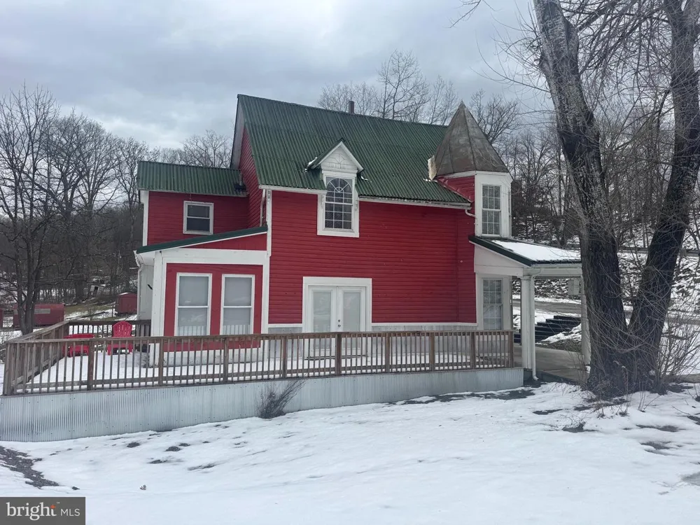 101 PATRICIA AVENUE Elkins, WV 26241