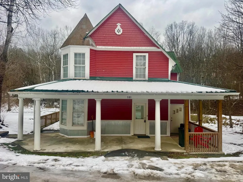 101 PATRICIA AVENUE Elkins, WV 26241