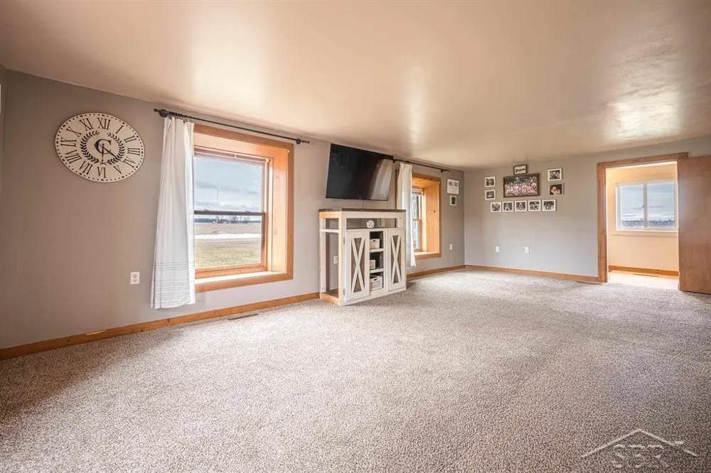 6408 Five Mile Road Hope Township, MI 48628