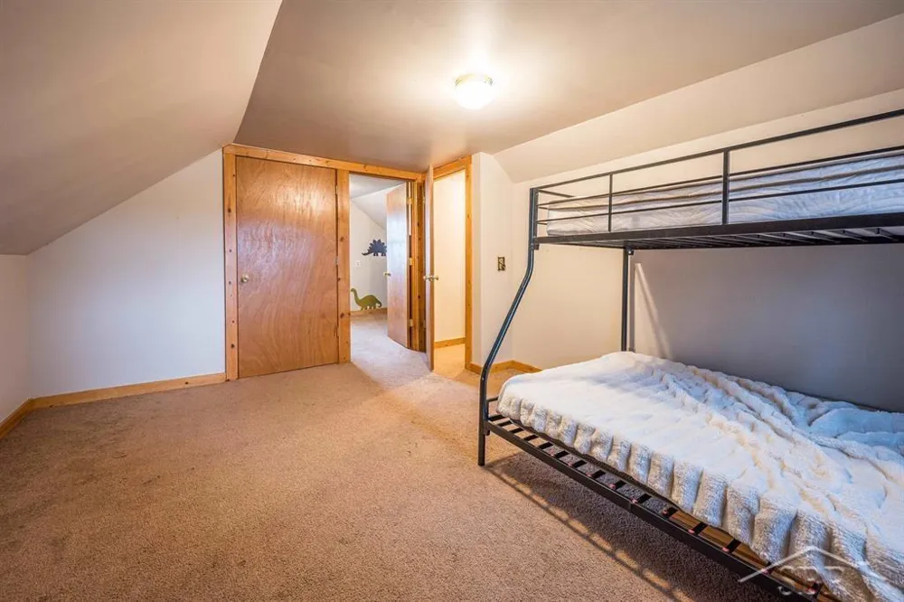 6408 Five Mile Road Hope Township, MI 48628