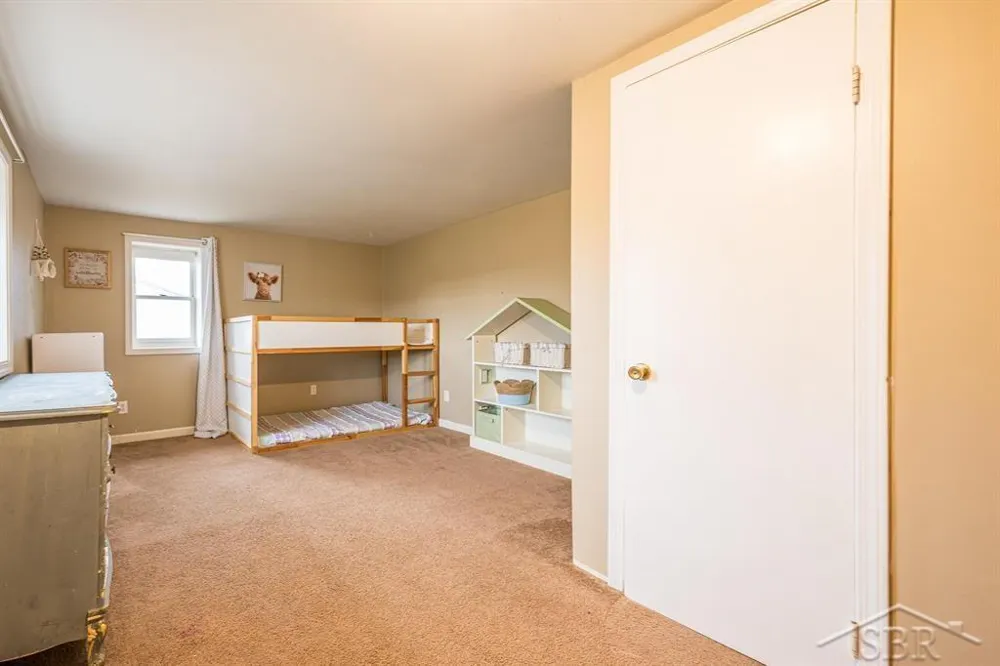 6408 Five Mile Road Hope Township, MI 48628