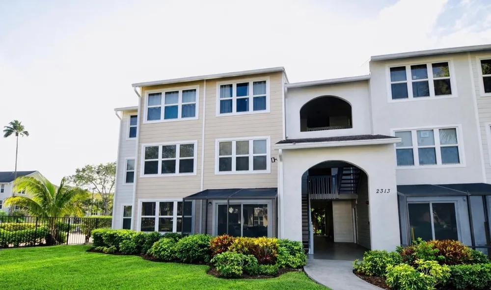 2313 Congress Avenue #31