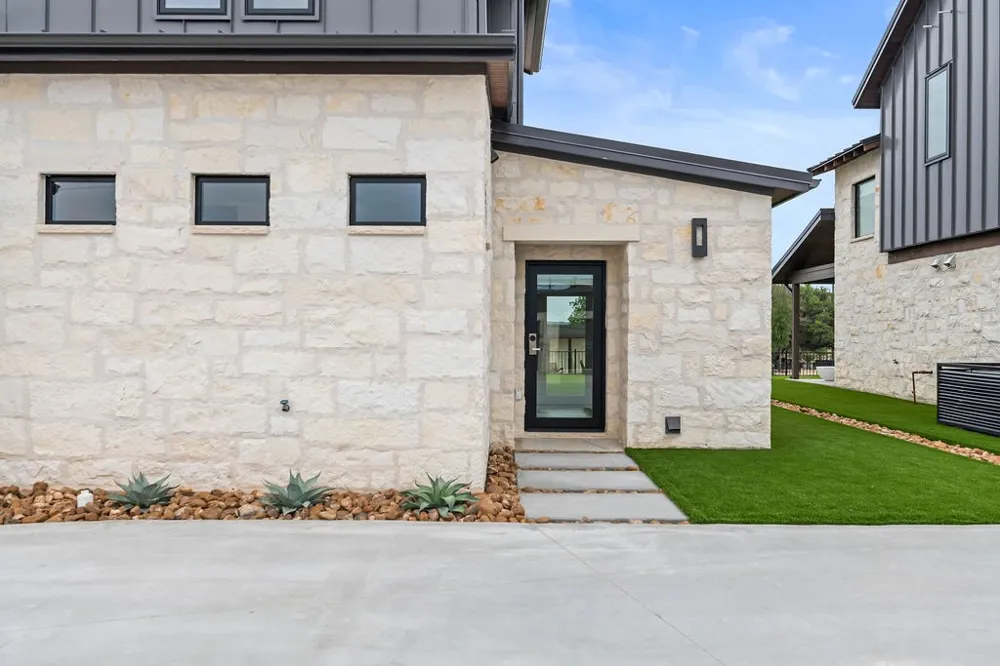 395 Emma Jean Trail Iredell, TX 76649