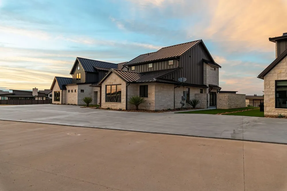 395 Emma Jean Trail Iredell, TX 76649