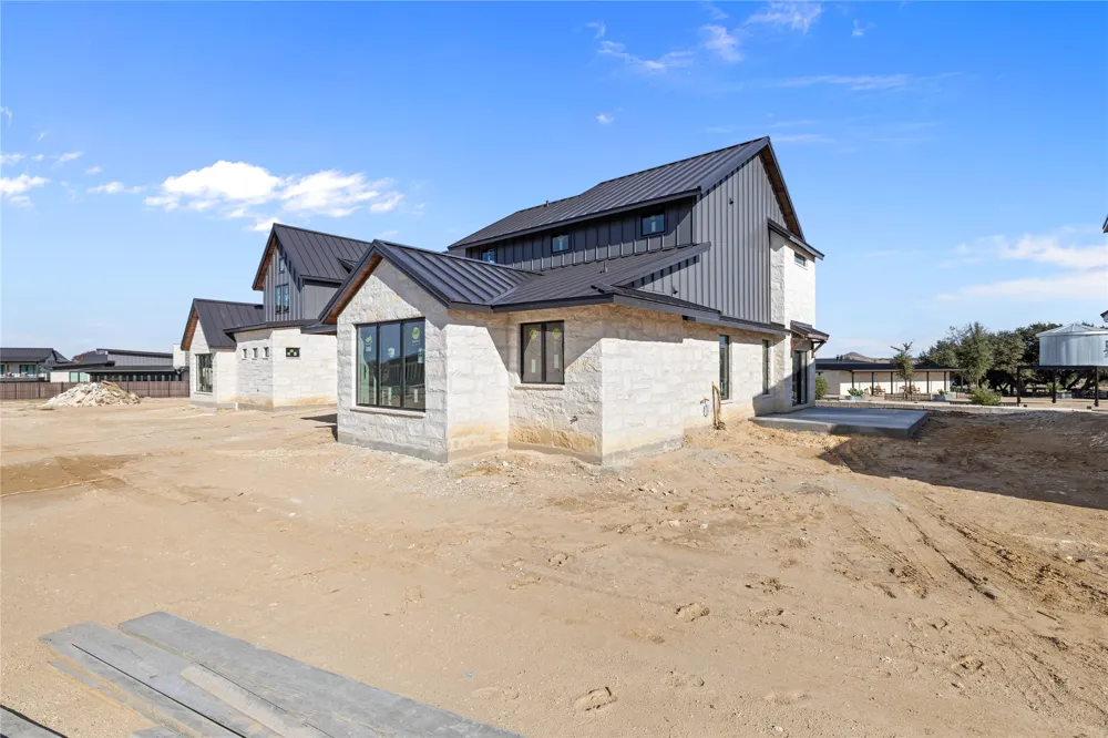 375 Emma Jean Trail Iredell, TX 76649