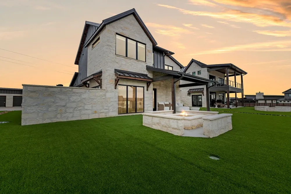375 Emma Jean Trail Iredell, TX 76649