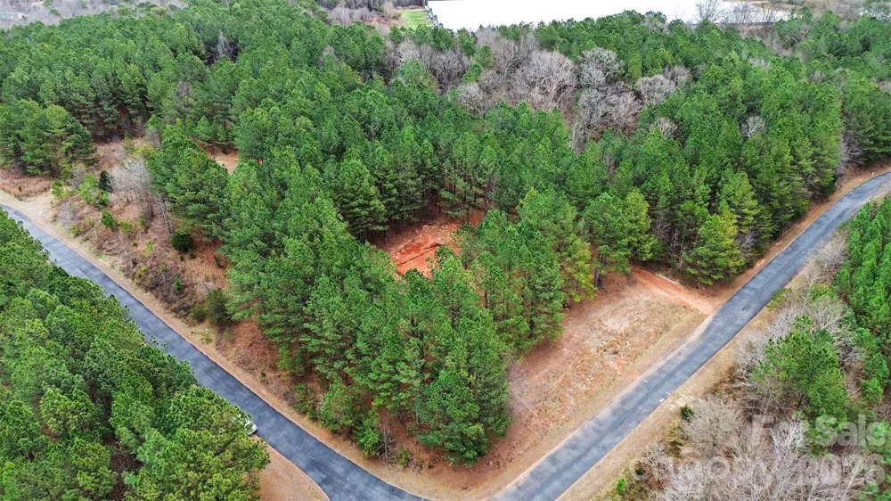 140 Riverview Drive Mooresboro, NC 28114