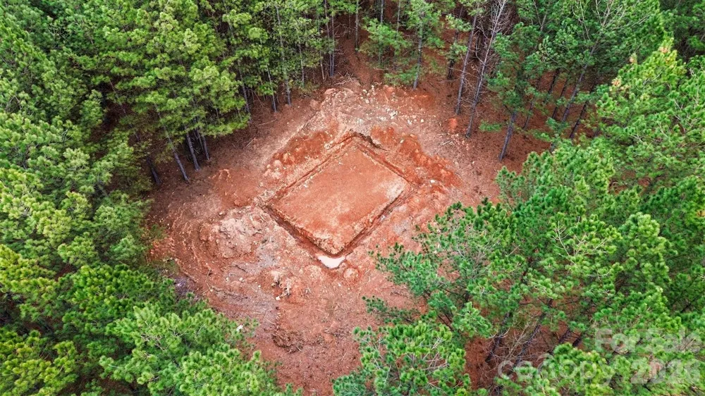 140 Riverview Drive Mooresboro, NC 28114