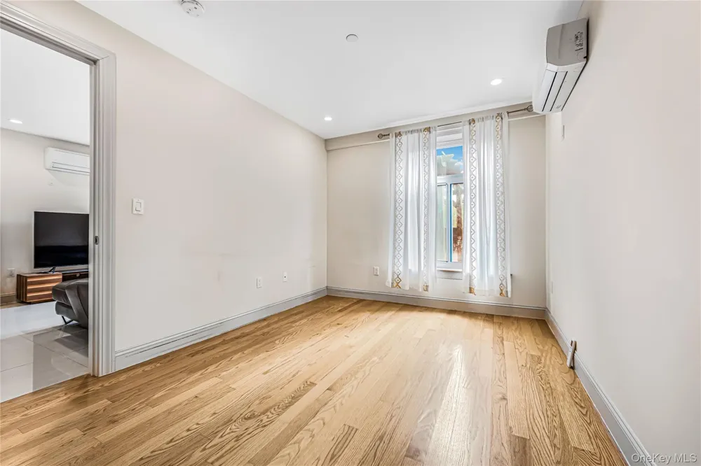 6538 austin st #2A Rego Park, NY 11374