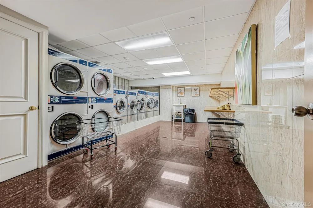 6538 austin st #2A Rego Park, NY 11374