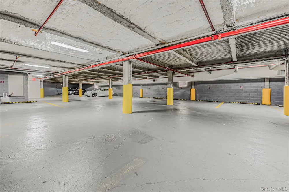 6538 austin st #2A Rego Park, NY 11374