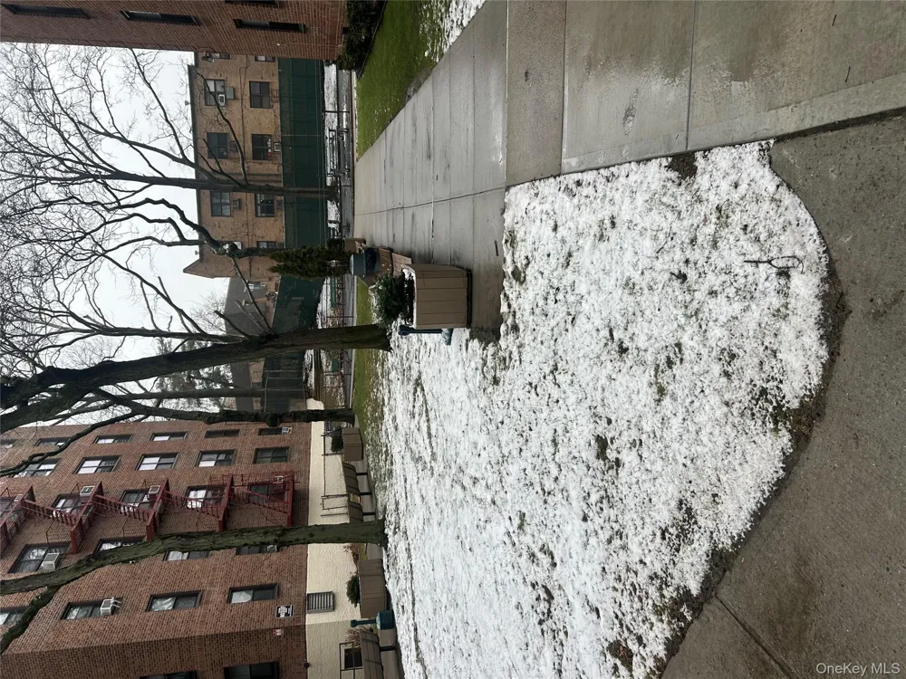 83-85 Woodhaven Boulevard #3M Woodhaven, NY 11421