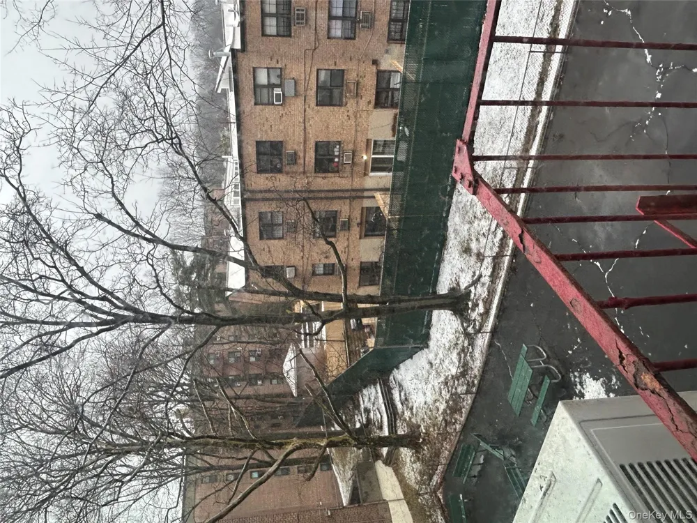 83-85 Woodhaven Boulevard #3M Woodhaven, NY 11421