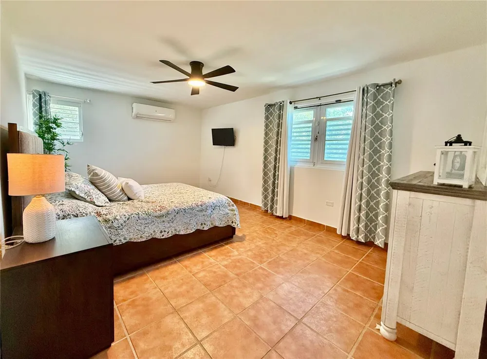 5 BATEY OESTE #14 Luquillo, PR 00773