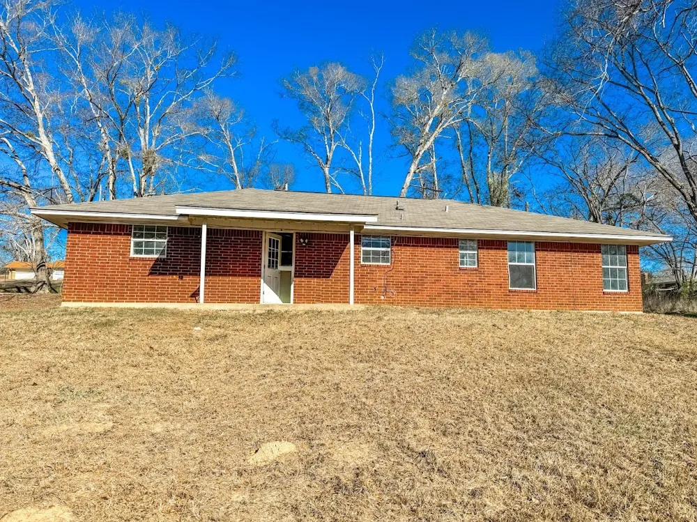 2010 SaltWorks Road Palestine, TX 75803