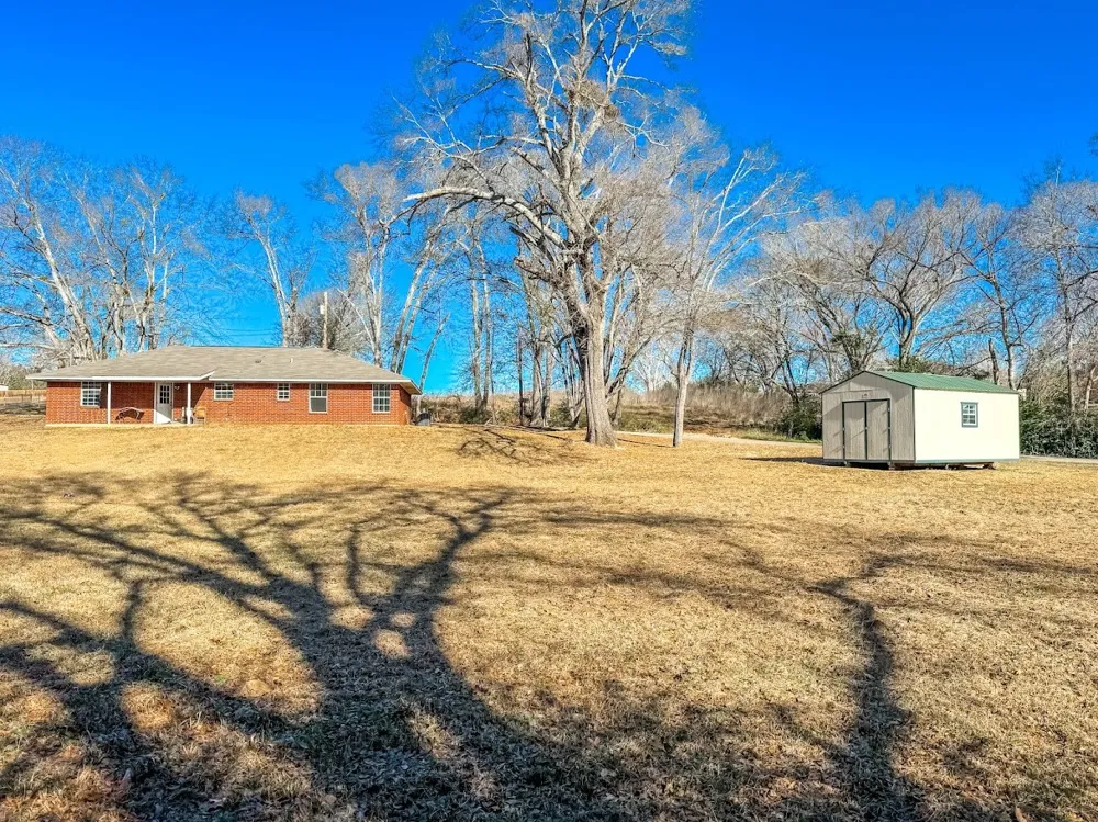 2010 SaltWorks Road Palestine, TX 75803